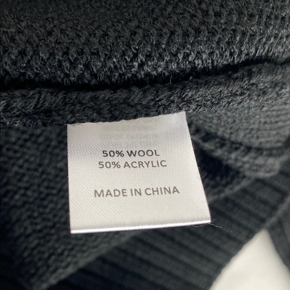 New Tuckernuck Black Sophia Turtleneck Wool / Acrylic Sweater Women’s Size L - Picture 9 of 9